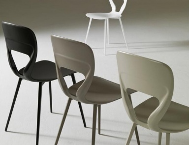 The chair on steel frame with seat and back made of polyurethane Scream, Bontempi Casa