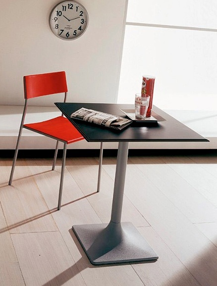 Dining table on a steel frame Alis, Bontempi Casa