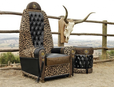 The high-backed chair, Florence Collections