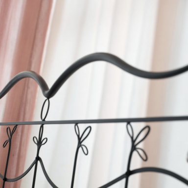 Bed with wrought iron headboard Letto Dolly