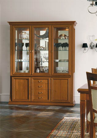 Showcase with glass facade, Opera - Favero