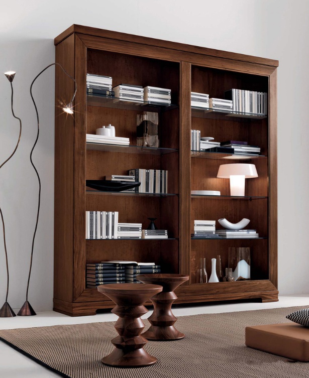 Showcase on a frame of solid beech 8062L / 8062V, Bruno Piombini