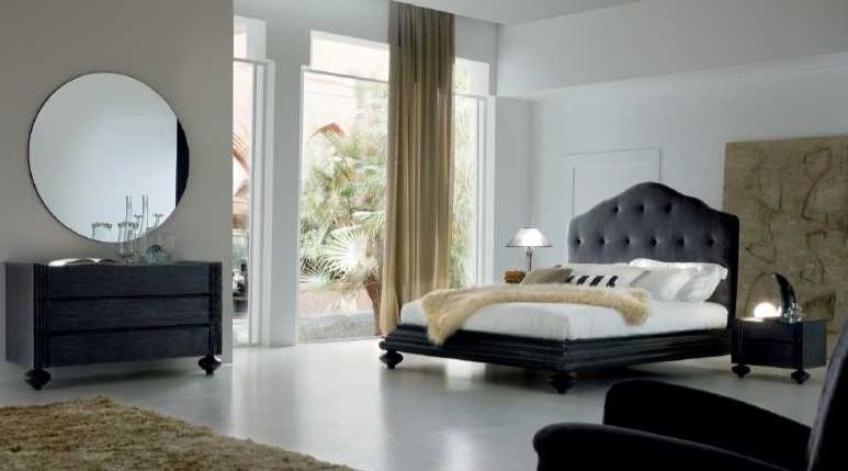 Double bed on a frame of ash with upholstered headboard 8583, Bruno Piombini