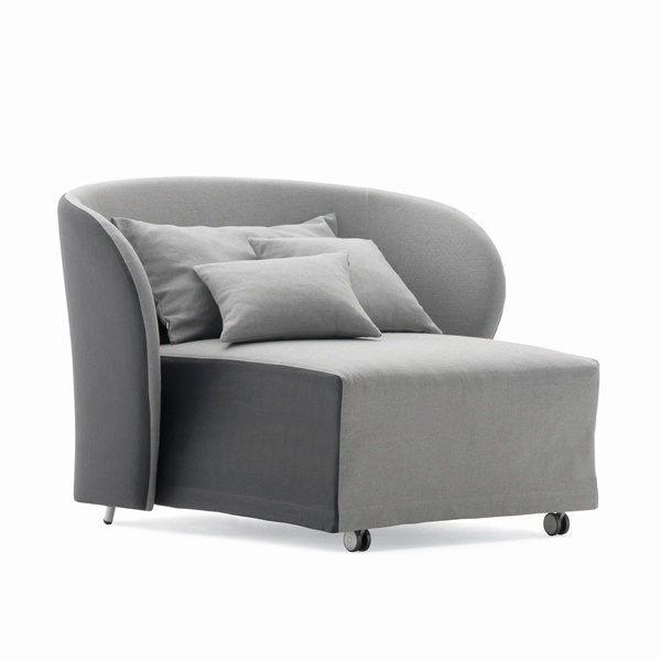 A chair on wheels, Flou