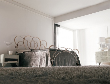 Bed with high headboard Letto Paloma, News - Corte Zari