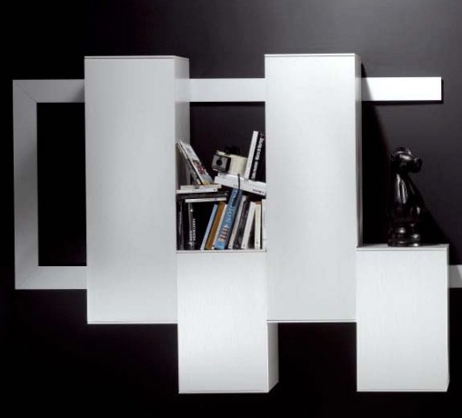 A shelf for books, Flai