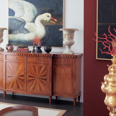 Dresser-chest of drawers