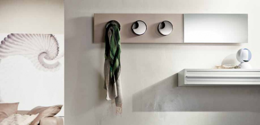 Hanger, Pacini & Cappellini