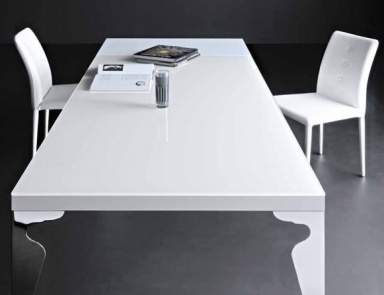Dining table, Flai