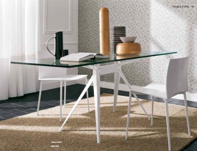 Dining table, Flai