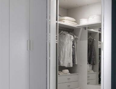 Wardrobe corner, Santarossa