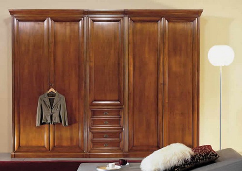 Wooden wardrobe, Le Fablier