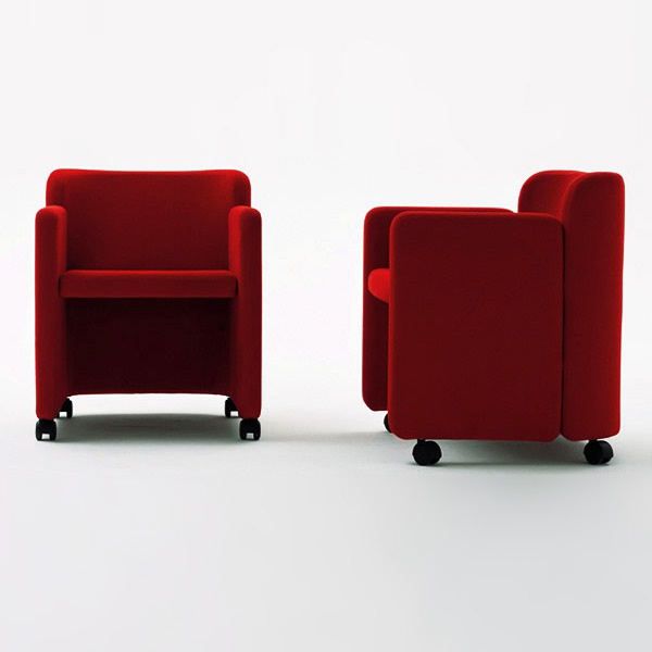 A chair made from metal and filler of polyurethane foam Mac 1, Arflex 