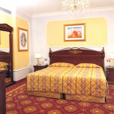 Bedroom (furniture-bedroom)