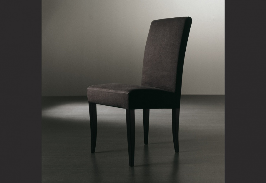 A chair with a hidden frame Taylor, Meridiani