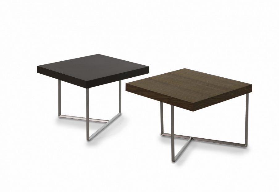 Coffee table with body in solid wood Malevich, Arketipo