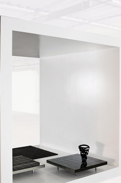 Coffee table square on a frame of steel Exell, Bonaldo