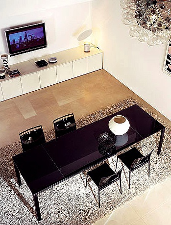 Dining table sliding on a frame of aluminum with glass top Chat Double Bonaldo