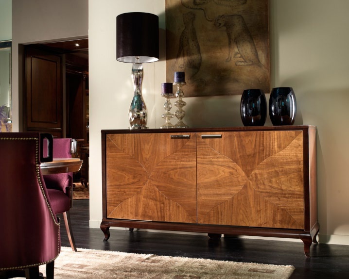 The cupboard body is made of solid wood and wood veneer finish wood Arte Brotto