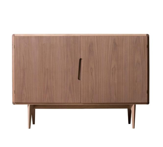 A chest of drawers on high legs, Morelato