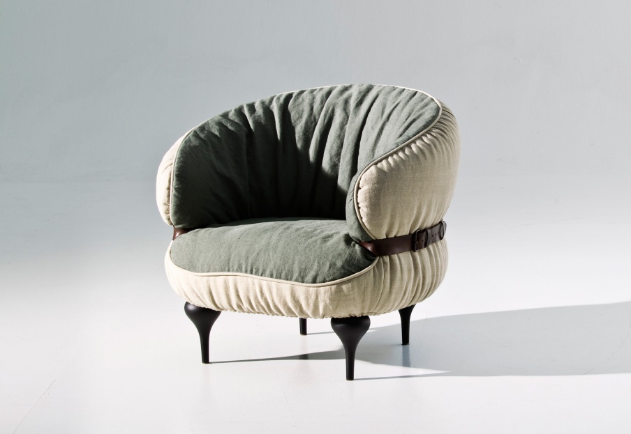 Seat on low legs, Chubby Chic armchair - Moroso