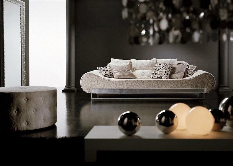 Pouf with frame in solid wood and upholstery made of textile fabric Round Pouff, Rattan Wood