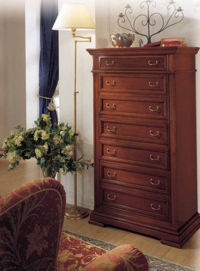 A chest of drawers on a frame of solid wood 4023, BTC