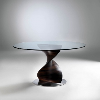 Elika dining table
