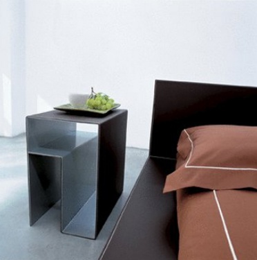 The bedside table on a metal frame Skyline, Bonaldo