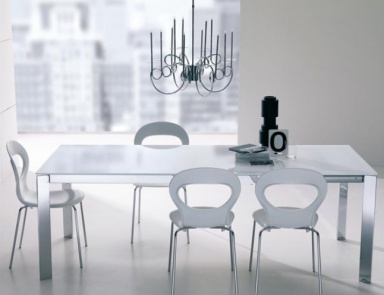 Dining table sliding on steel frame with glass top Niko, Bontempi Casa