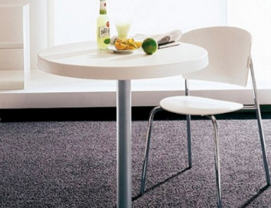Dining table on a steel base with top in steel, melamine or polypropylene Otto, Bontempi Casa