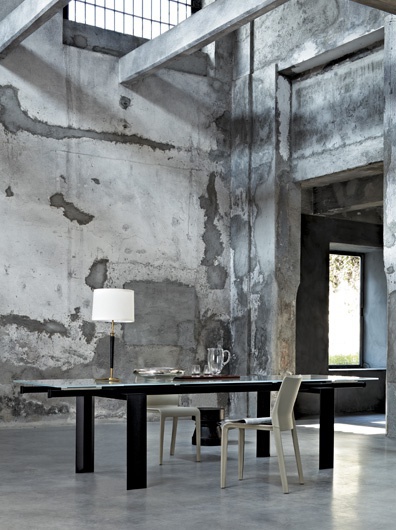 Dining table, Desalto