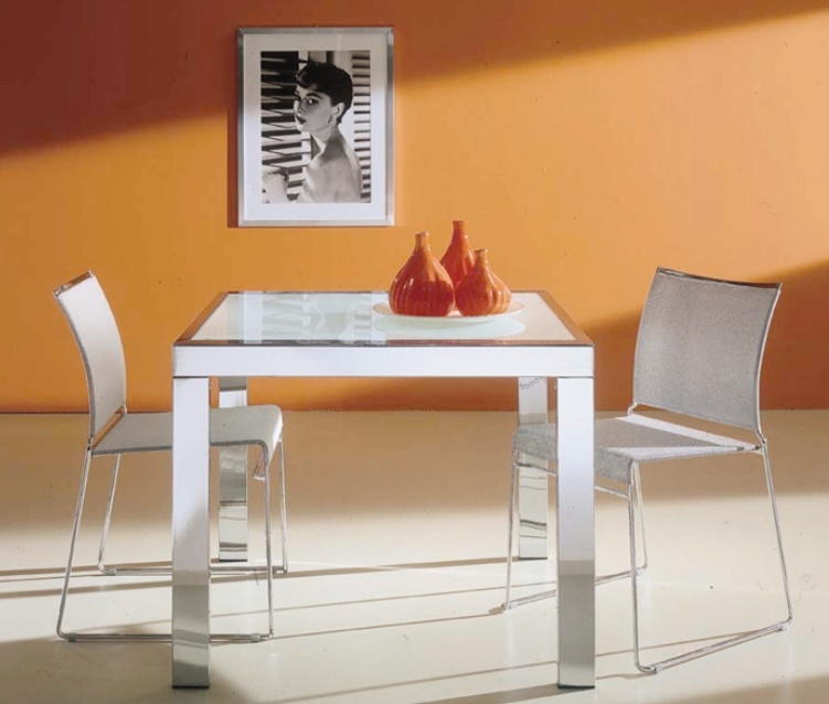 Dining table sliding on steel frame with glass top Sky, Bontempi Casa