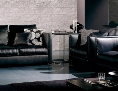 The chair is upholstered with leather or cloth Tay, Bontempi Casa