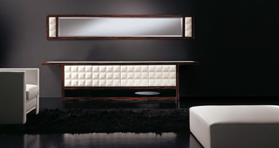 The Altea Dresser, Formerin 