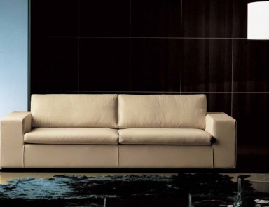 Sofa Brando, Formerin