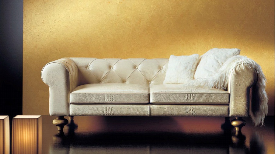 The Joyce Sofa, Formerin