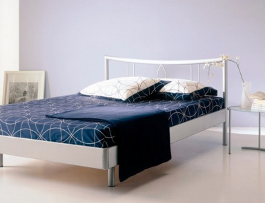 Double bed on a metal frame Tiziano, Bontempi Casa