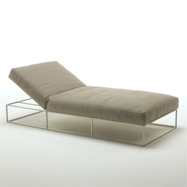 The Daybed Ile Club Chaise Lounge