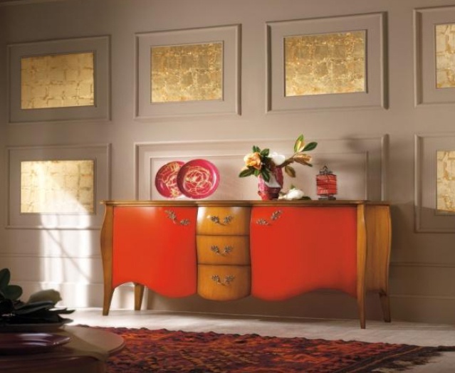 Stand on a frame of solid wood 709/G, BTC