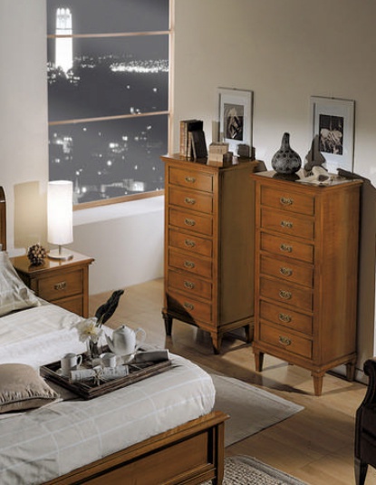 A chest of drawers on a frame of solid wood 8113, BTC