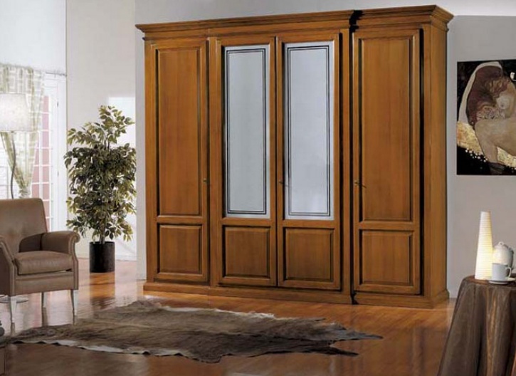 Wardrobe, three on a frame of solid wood 8646, BTC