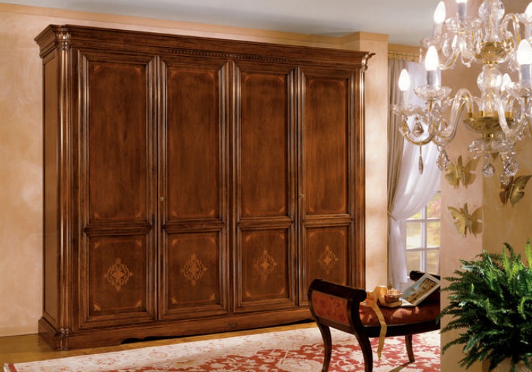 Wardrobe, three on a frame of solid wood E617, BTC