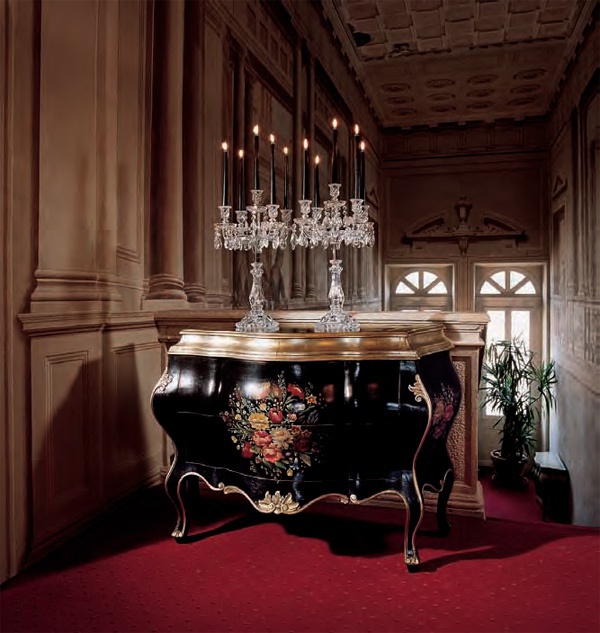 The drawers on figured legs Bakokko