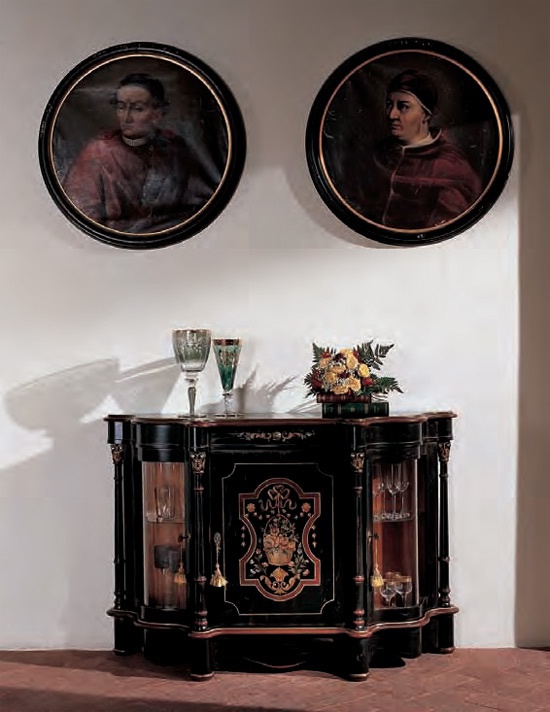 Dresser with glazed sidewalls, Bakokko