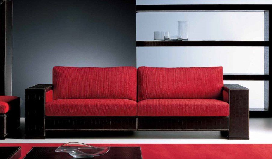 Sofa Moore, Formerin