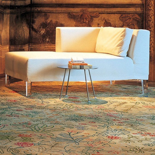 Couch Small Nothing, Driade