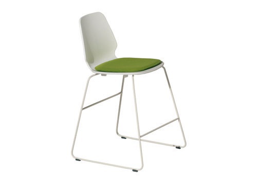 Chair with seat and back made of plastic and a frame made of steel Selinunte, Alias