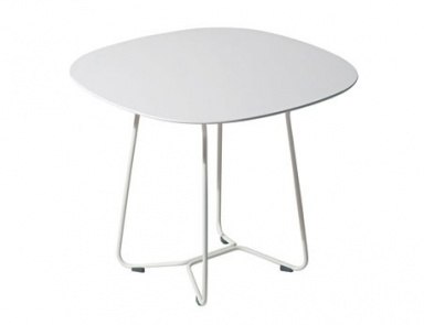 Table with frame in steel and top made of plastic Segesta, Alias