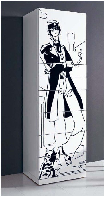 The Cabinet design on high legs - Capo D' Opera